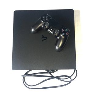 PS4 slim